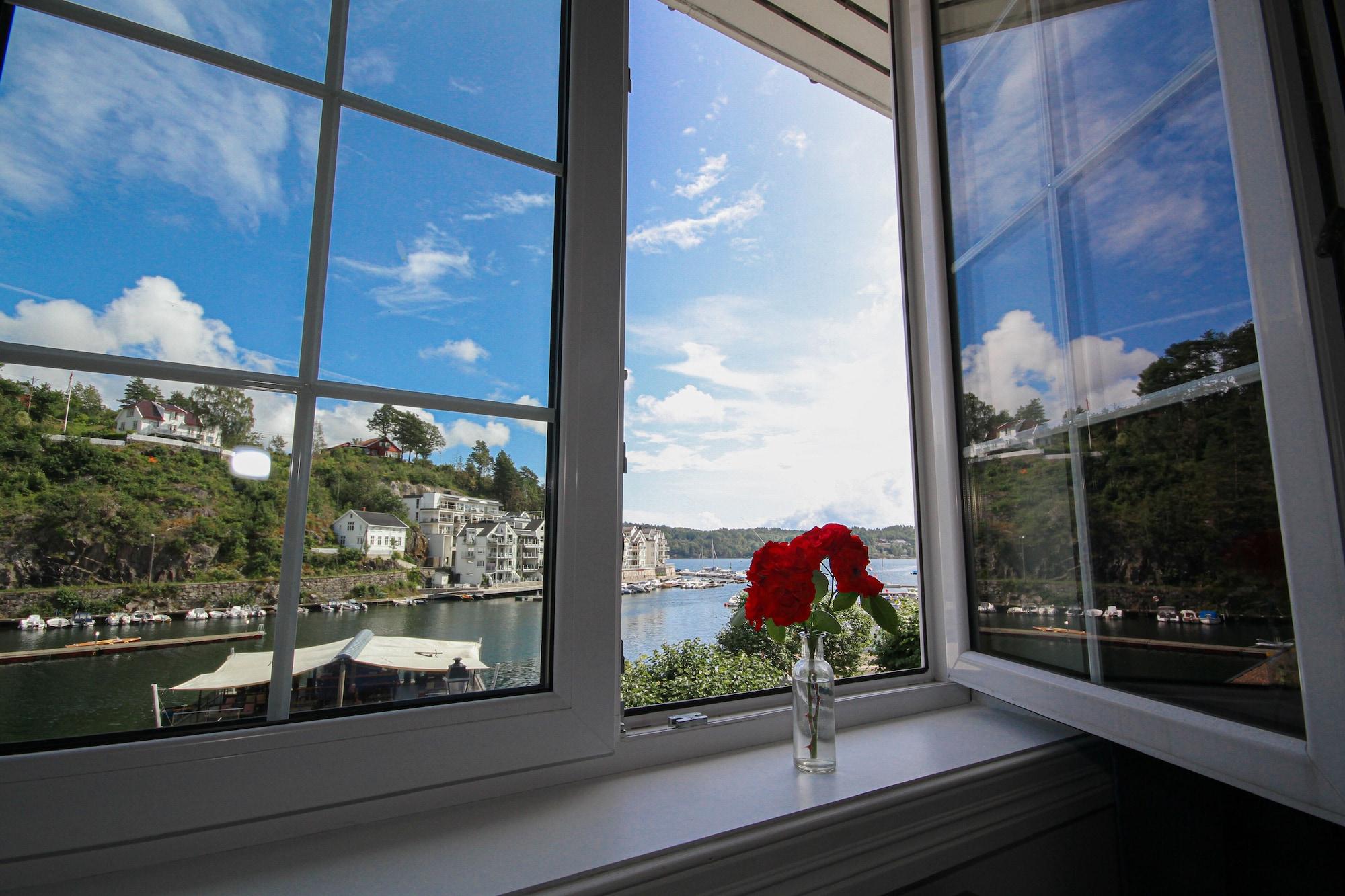 Tvedestrand Fjordhotell - Unike Hoteller Exteriör bild