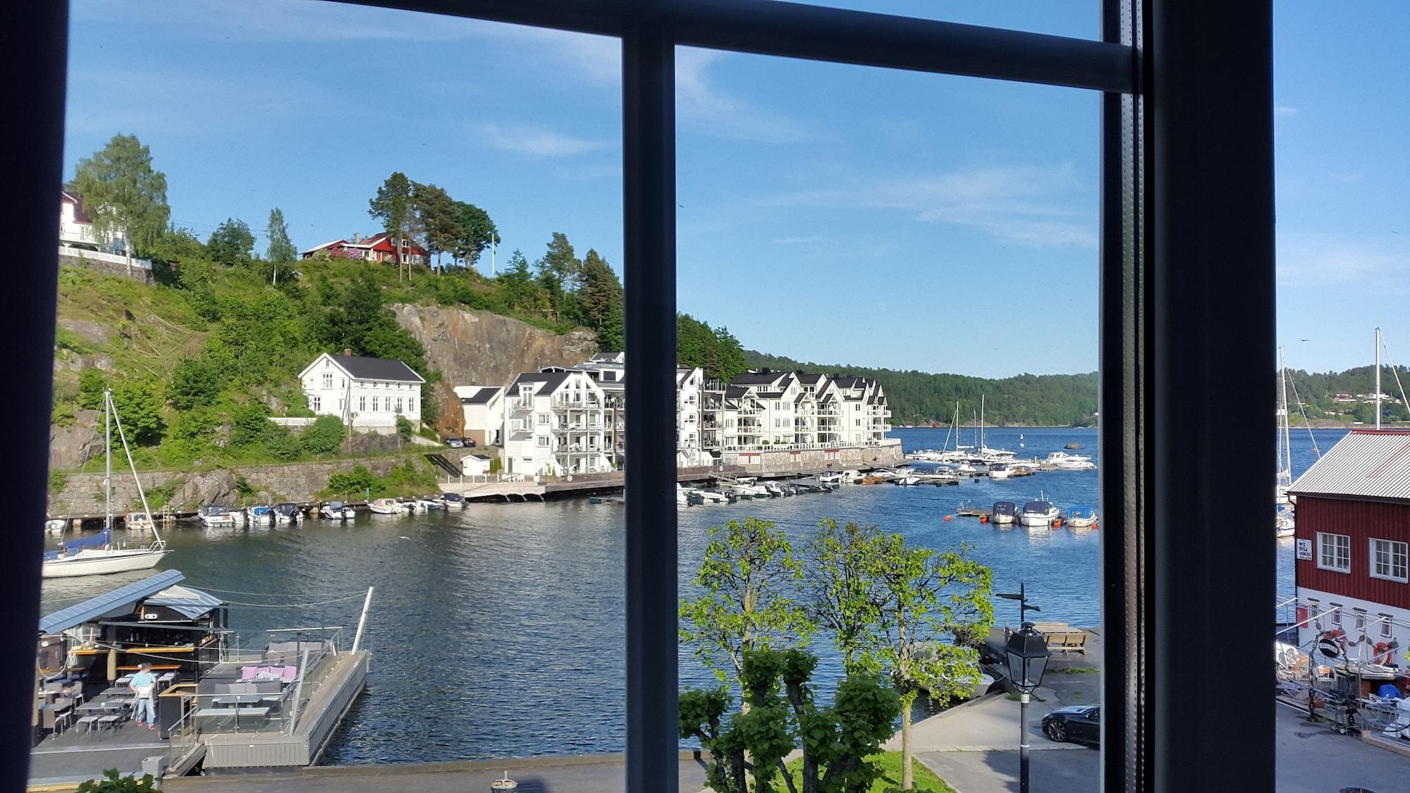 Tvedestrand Fjordhotell - Unike Hoteller Exteriör bild