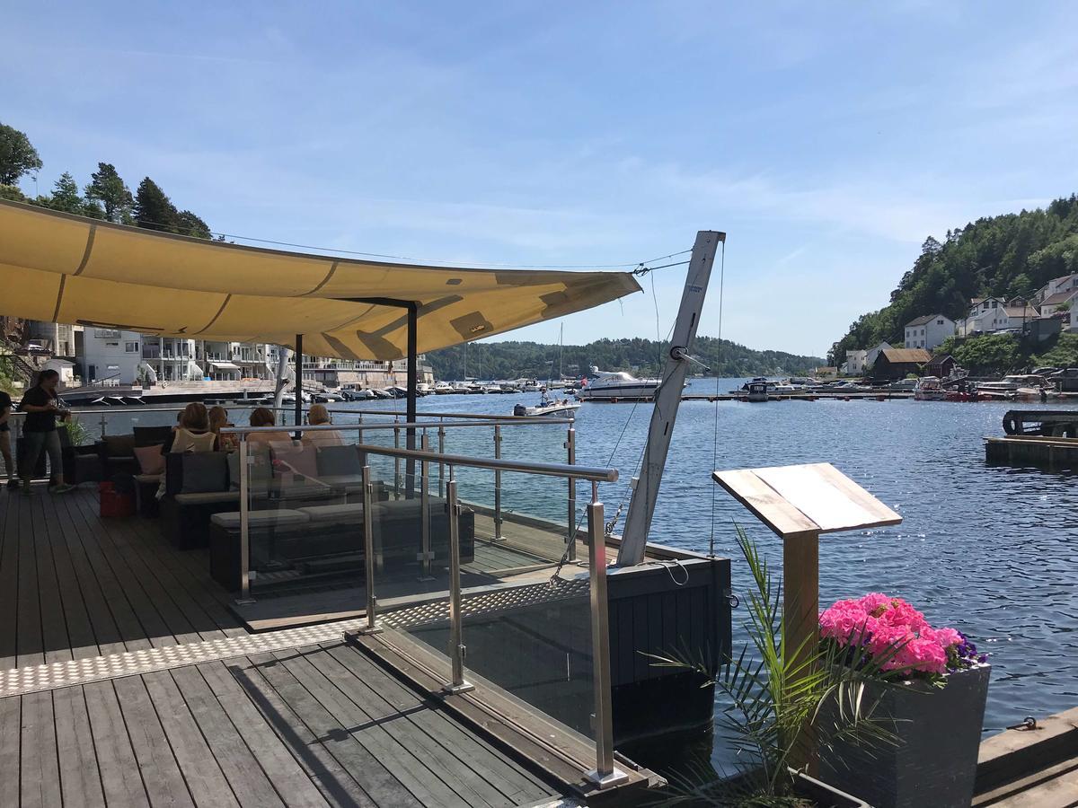 Tvedestrand Fjordhotell - Unike Hoteller Exteriör bild
